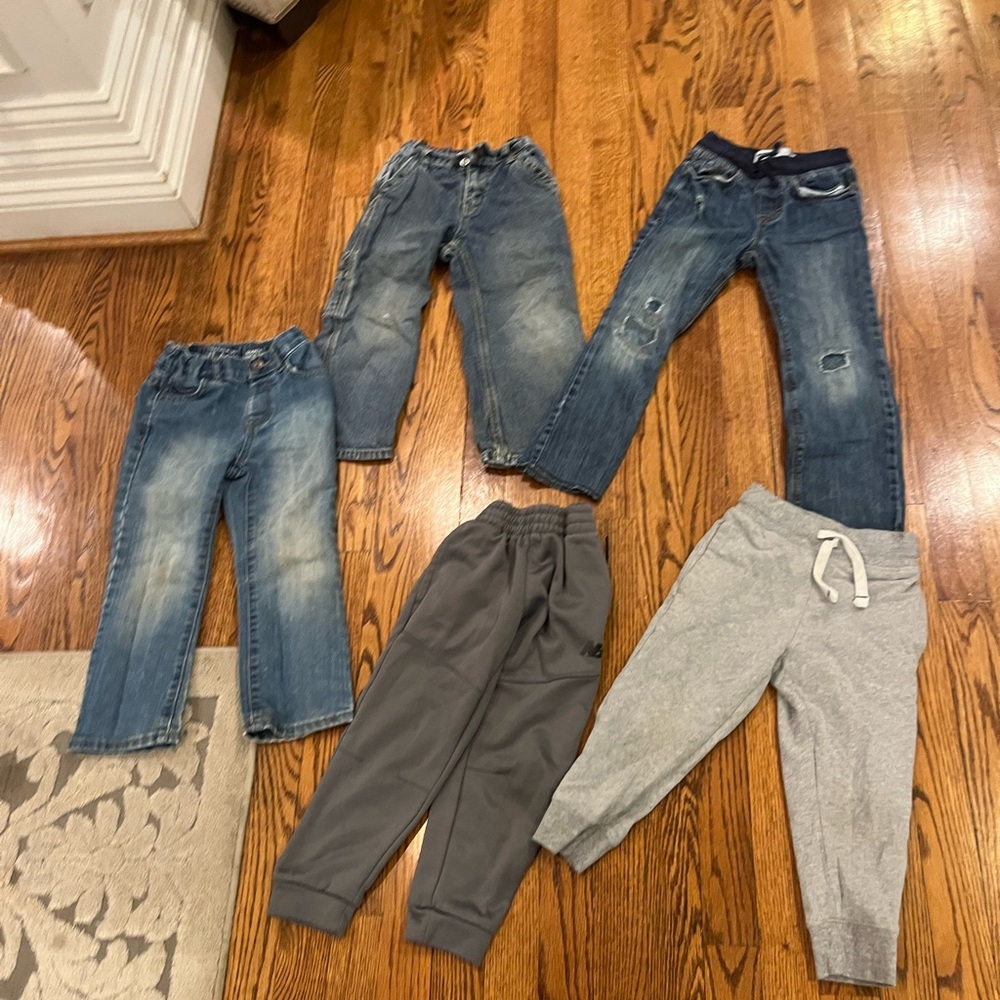 5 Pairs of Kids Denim and Jogger Pants 4t